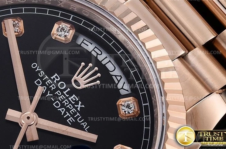 0714 RDD0219H – DayDate 36mm ComfortFit 694
